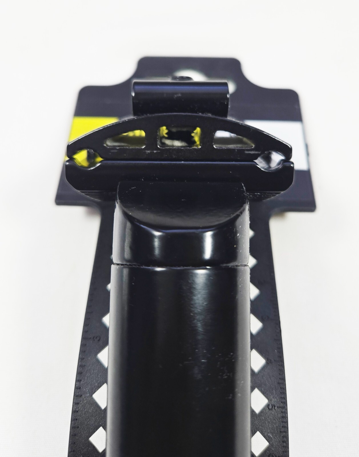 GDi Bike Bicycle Alloy Micro Adjust Seatpost 28.6 x 350MM (open box)