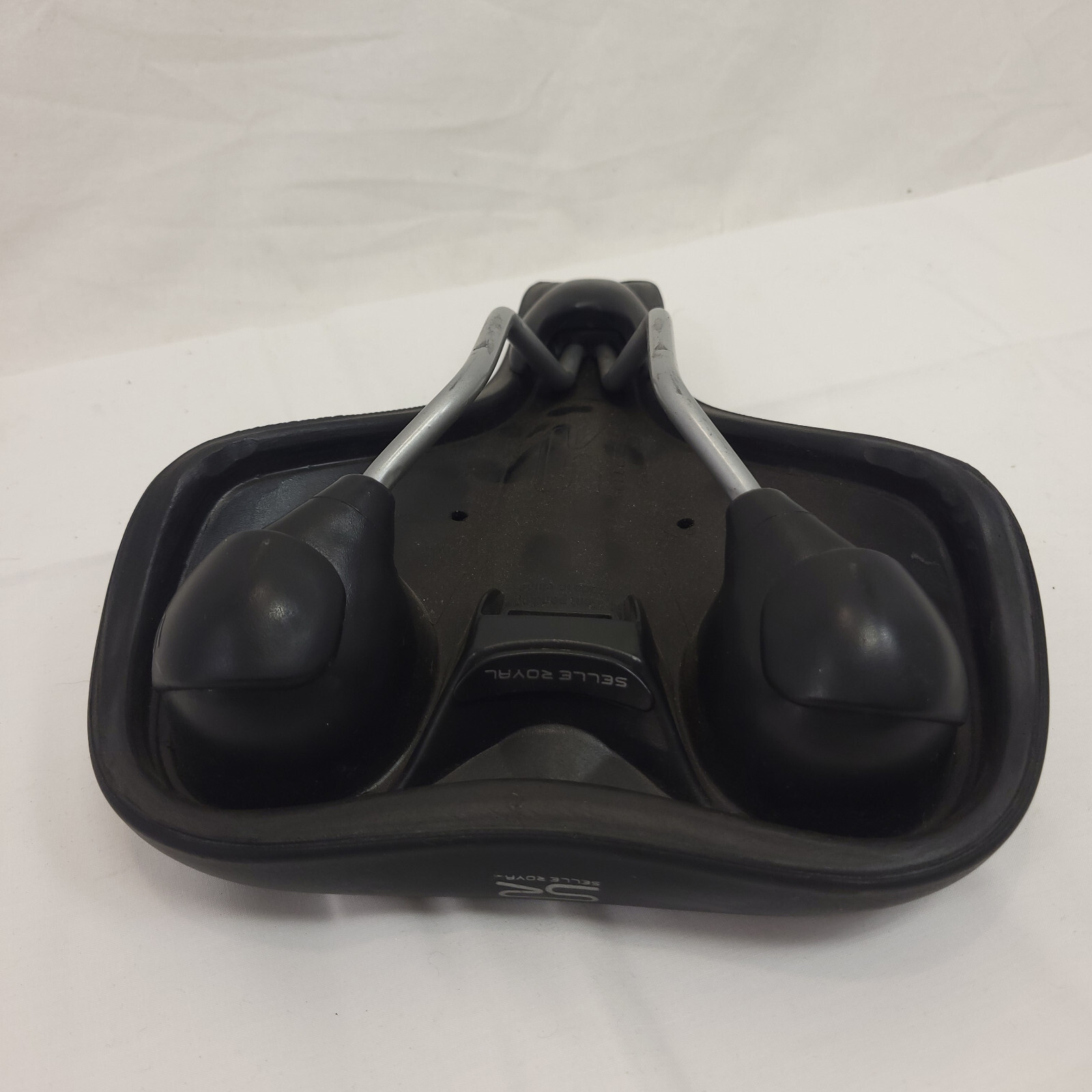 Liv Selle Royal Saddle Unisex Bike Seat 250mm X 85mm Free Shippin