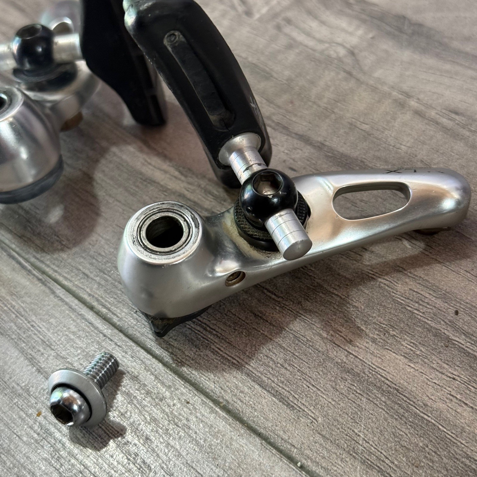 First-Generation XTR BR-M900 Cantilever Rim Brakes 