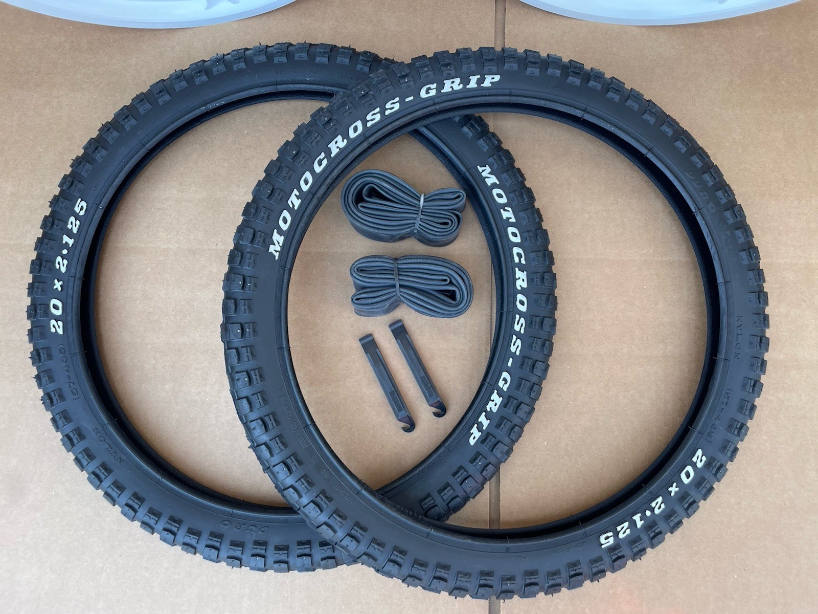 20″ Bicycle Plastic WHITE 6-spoke Mag Wheels Motocross Tires Set GT Rims BMX