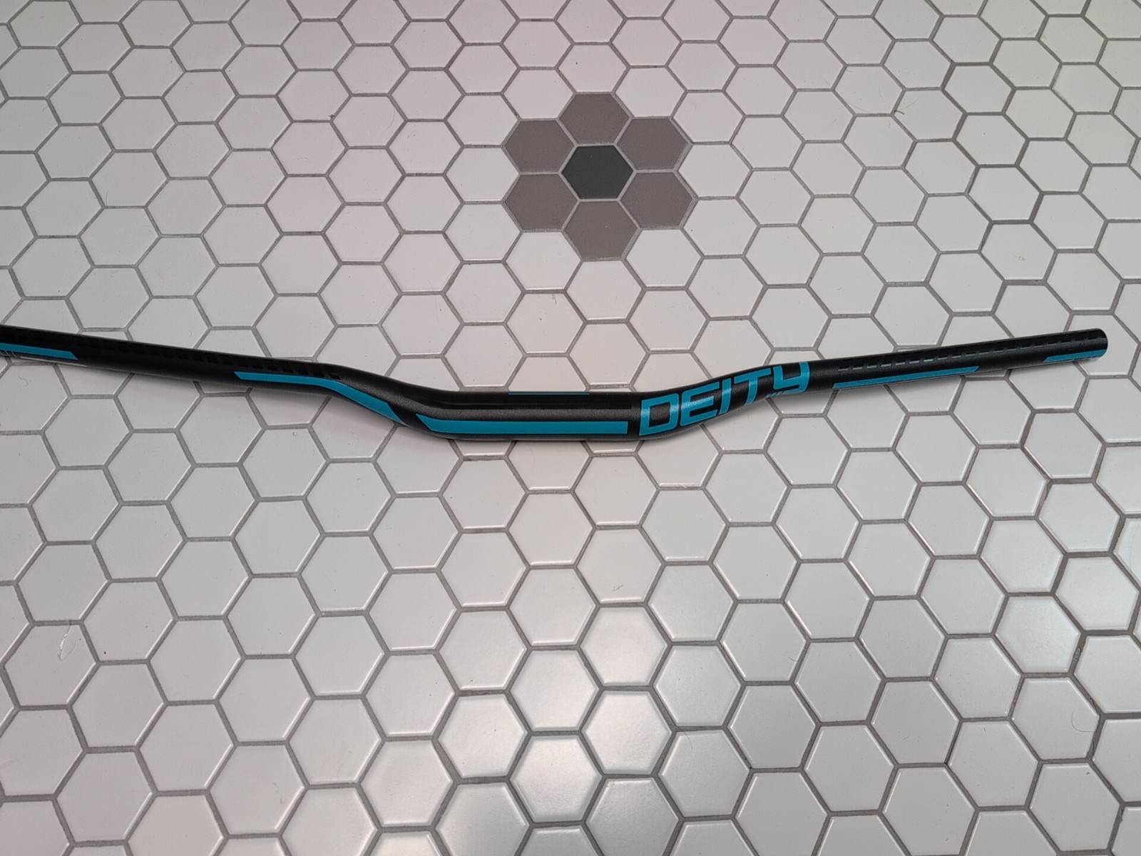 Deity Racepoint 25 Riser Bar 35/810mm – Turquoise. Brand New NOS.