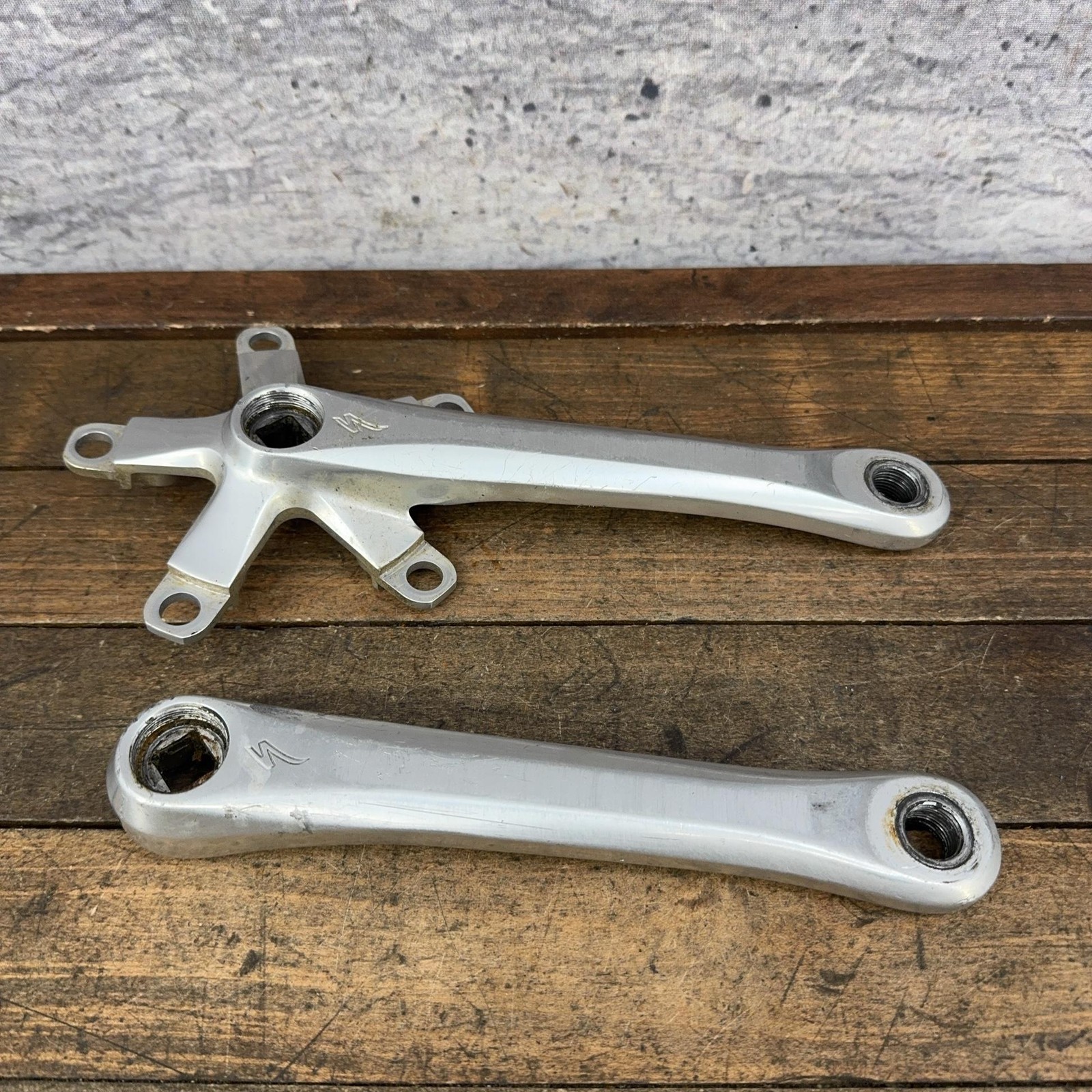 Vintage Specialized Crank Set 175 Mm Triple Square Taper 110 BCD S Logo MTB