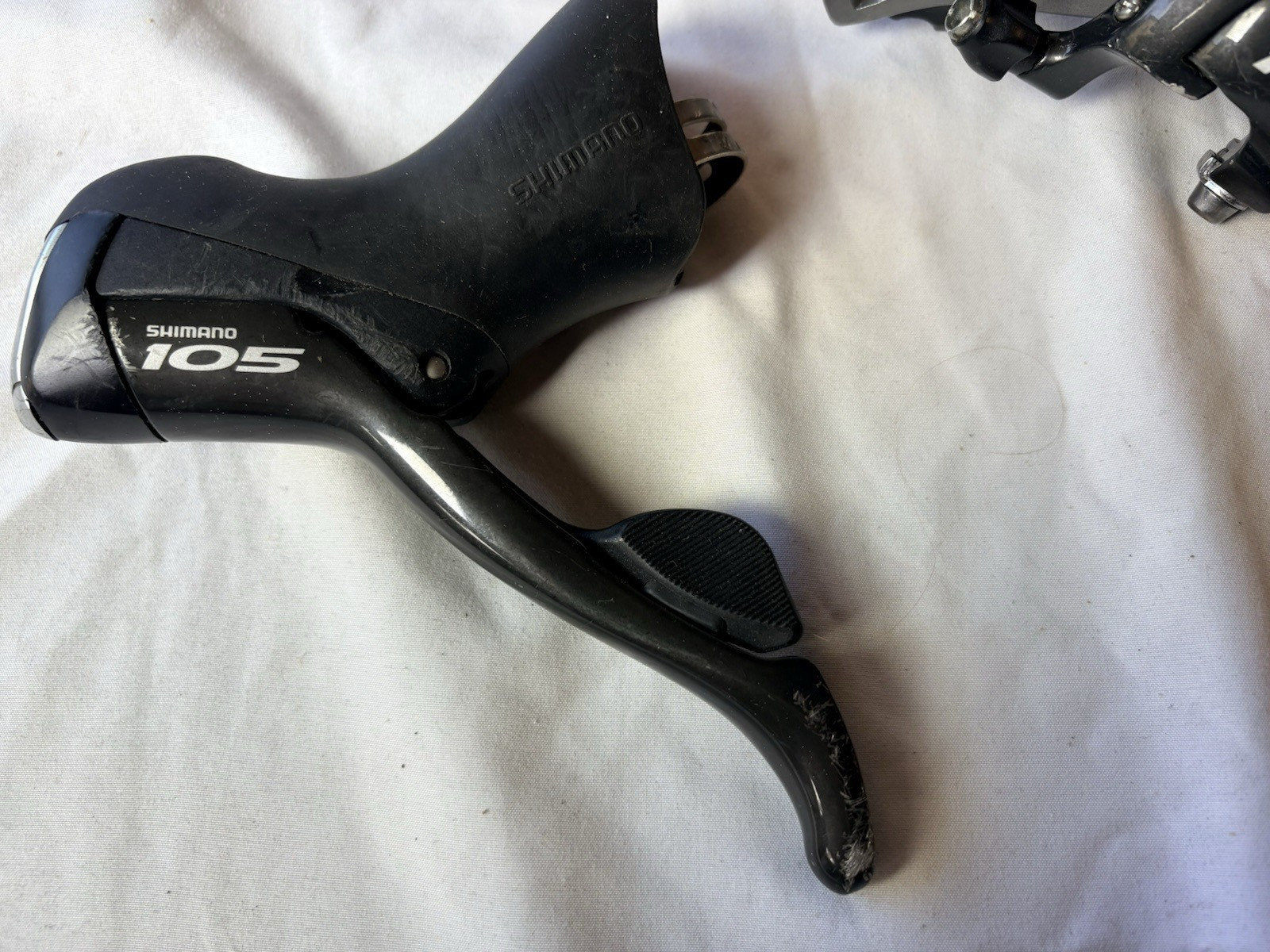 Shimano 105 STI Shifters + Rear Derailleur + Shimano Ultegra Front Derail (16bb)
