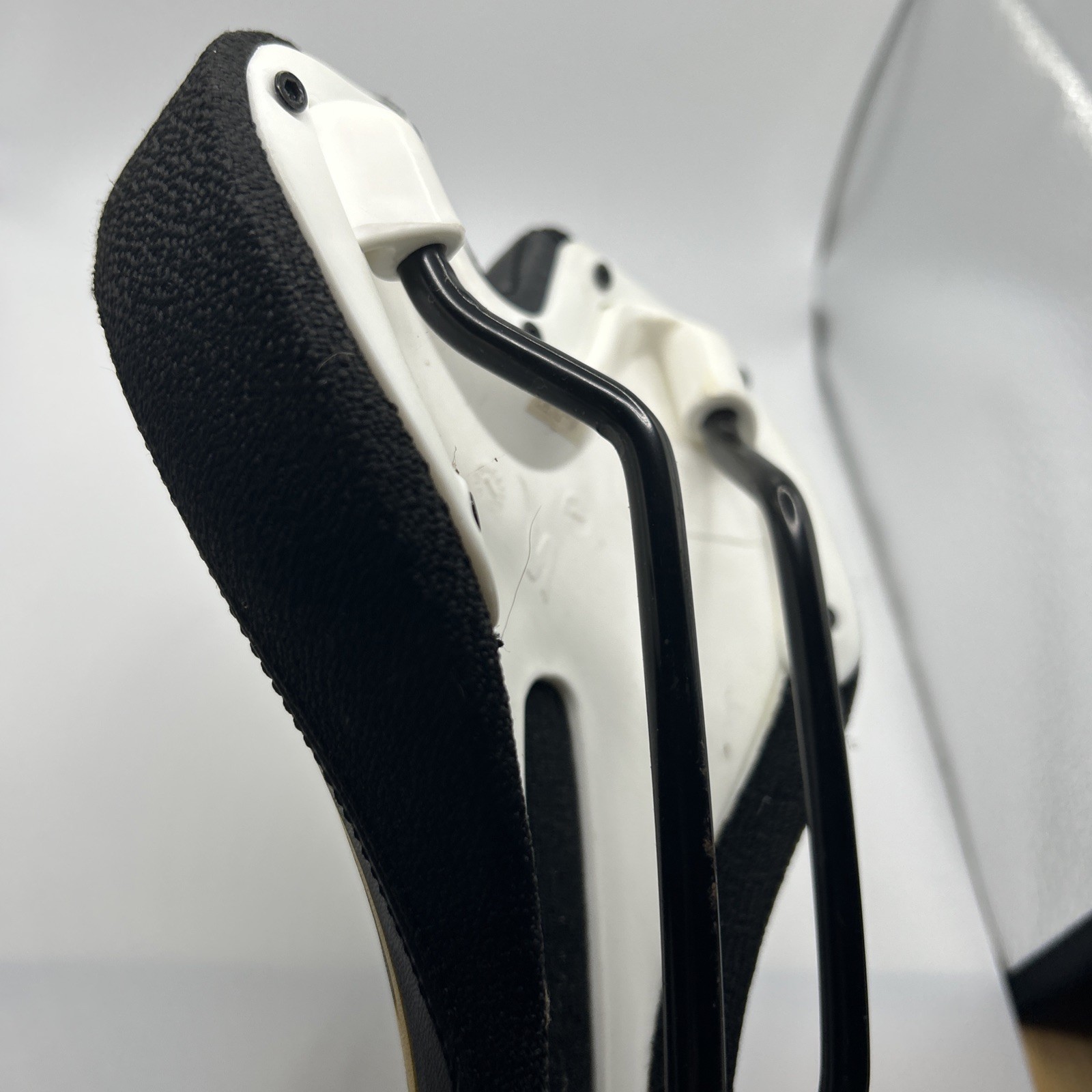 Specialized Saddle Seat VL-2130 Black And Mustard Yellow Used