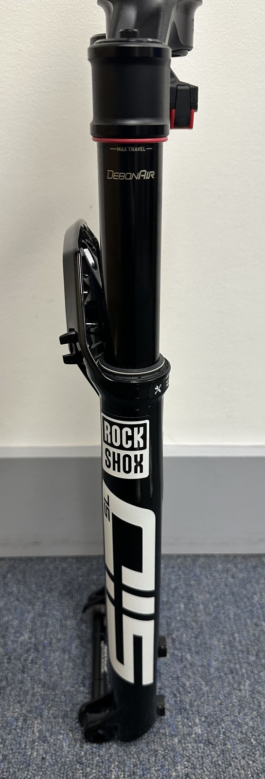 RockShox SID SL Ultimate Flight Attendant Race Day 29″ Fork: 110mm, Boost, *OE*