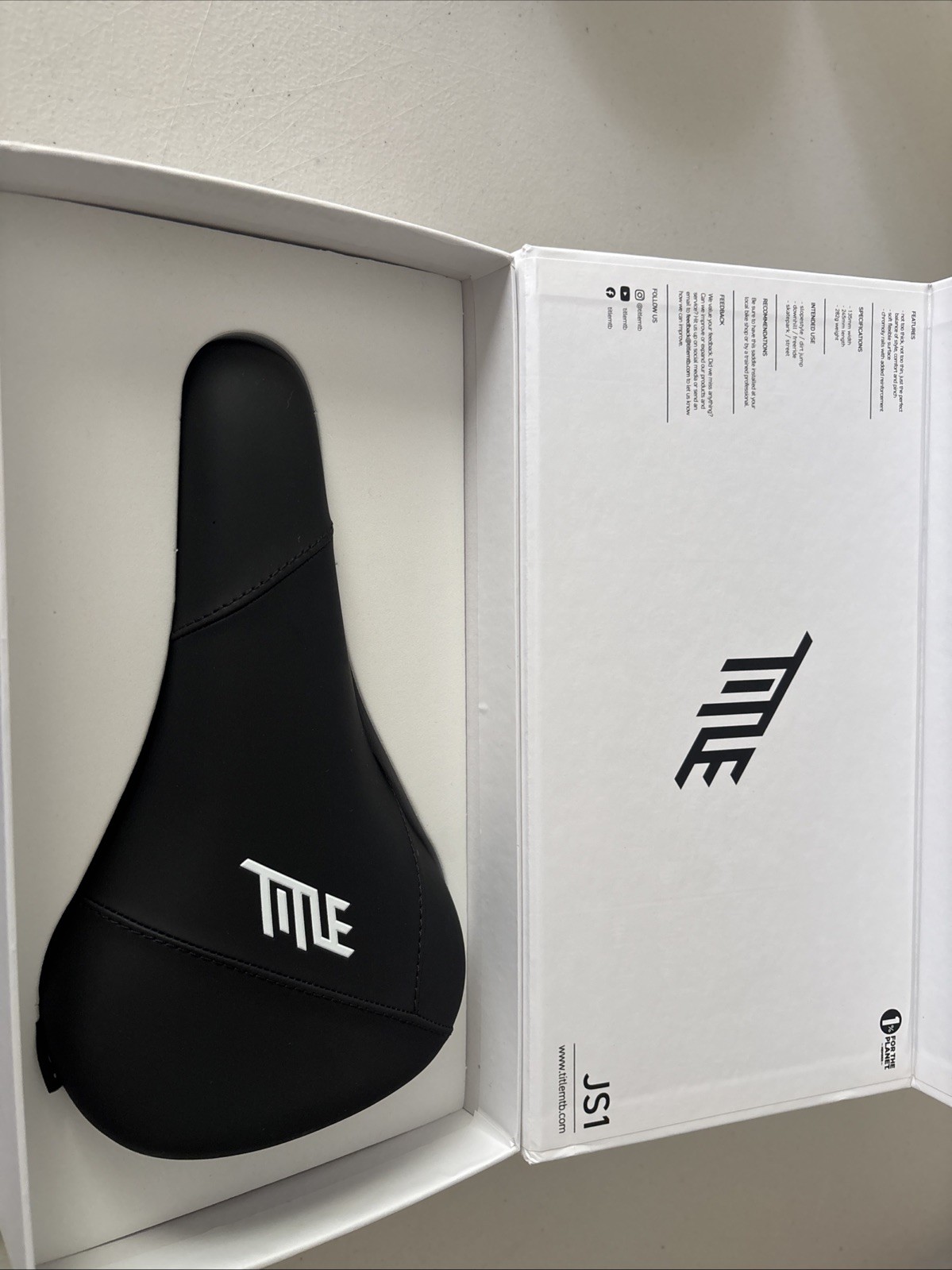 Title MTB JS1 Saddle (Black) [TTL988032]