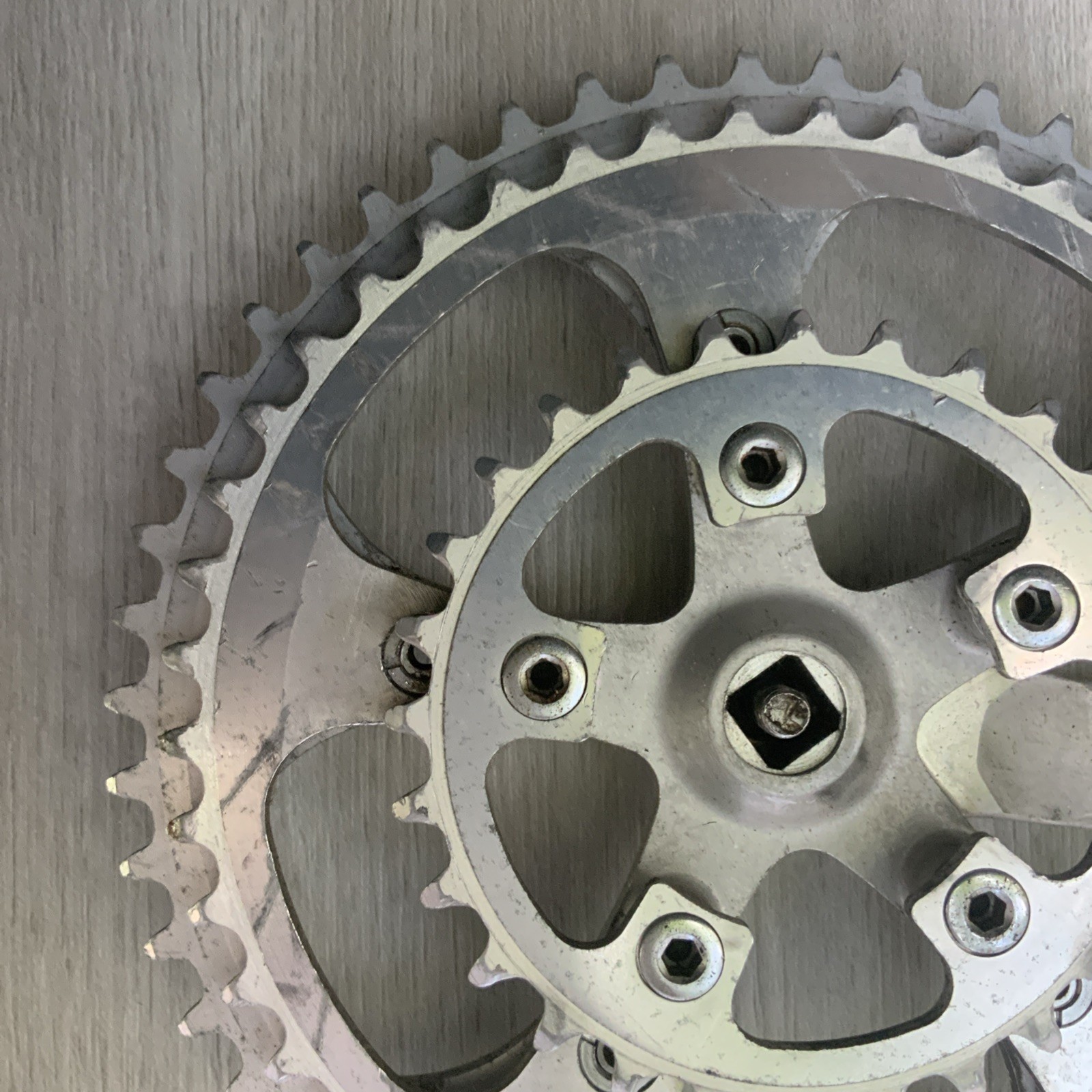 SHIMANO ULTEGRA CRANKSET DOUBLE 6500 53-39 TOOTH 172.5 MM ARMS