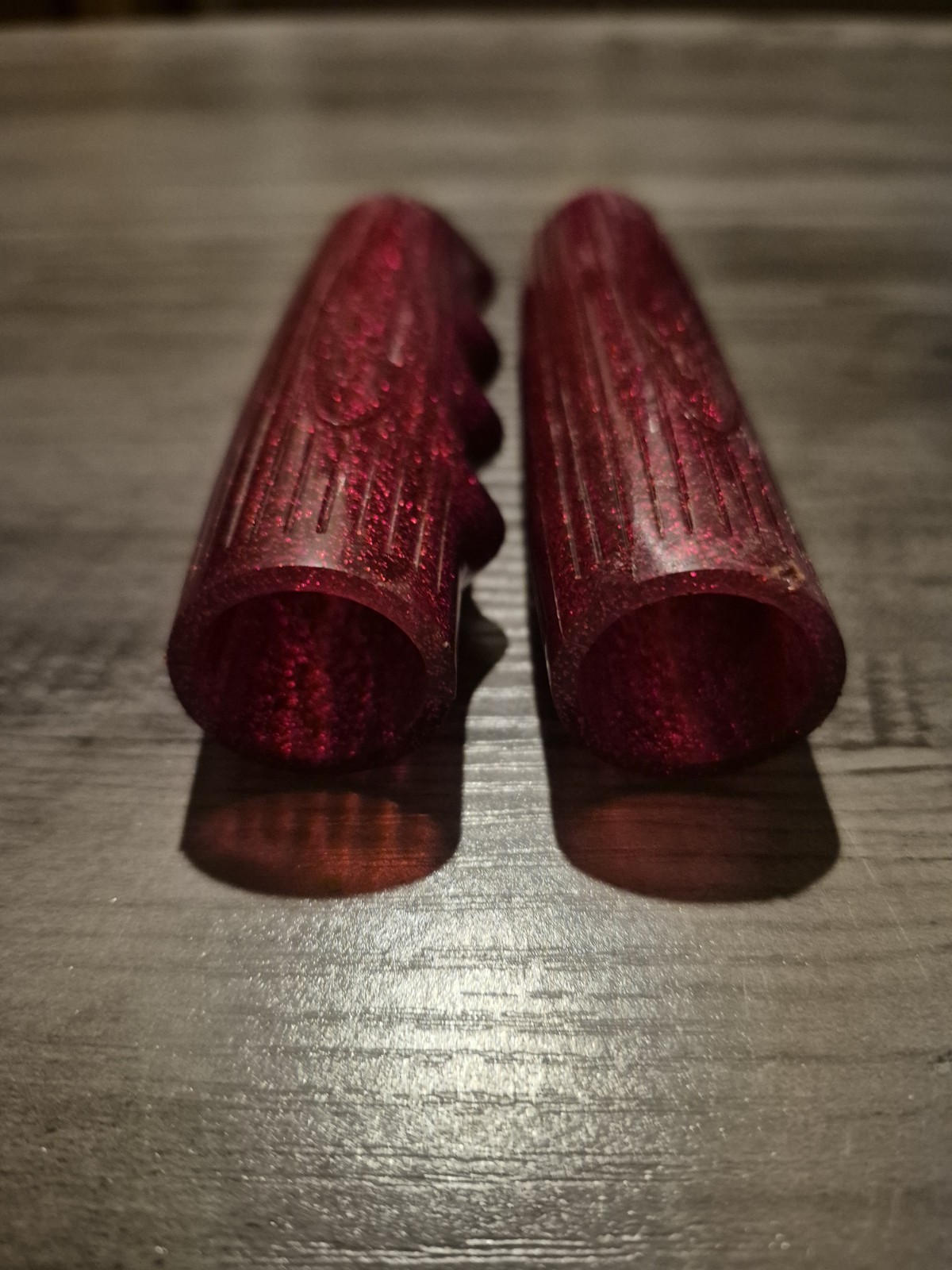 Schwinn Red Glitter Bicycle Handlebar Grips Pair (2) 4.5in. 68 Krate,Fastback