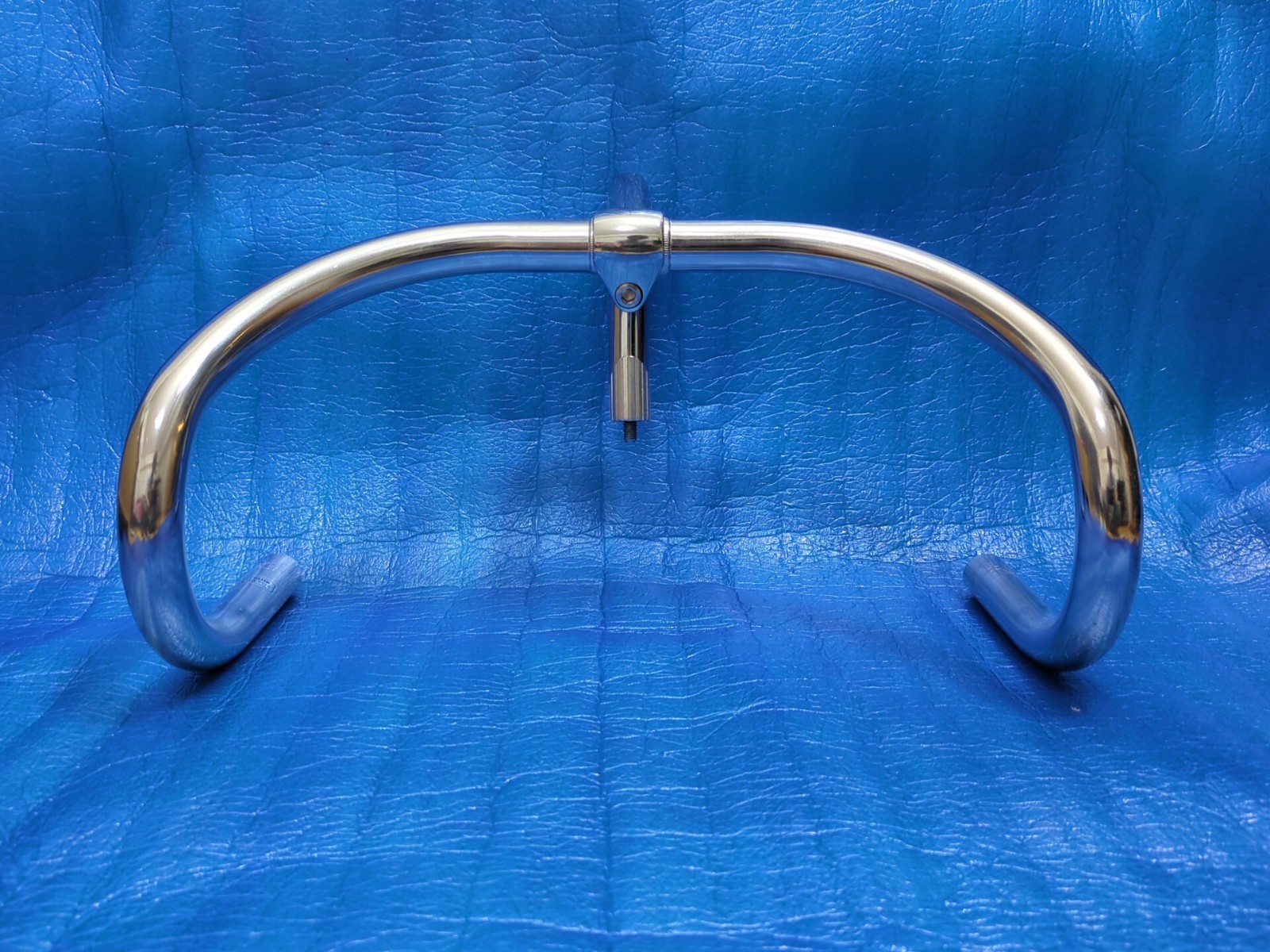 Nitto B123 CrMo 370mm NJS Handlebar + Nitto Jaguar 100mm 65 Degree Steel Stem