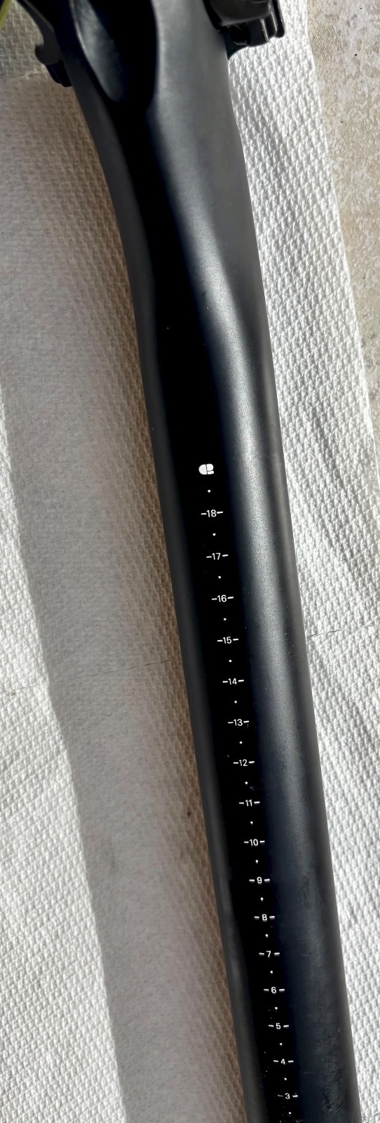 Chapter 2 – Carbon Seatpost – 31.6 – 15 Offset – 330mm