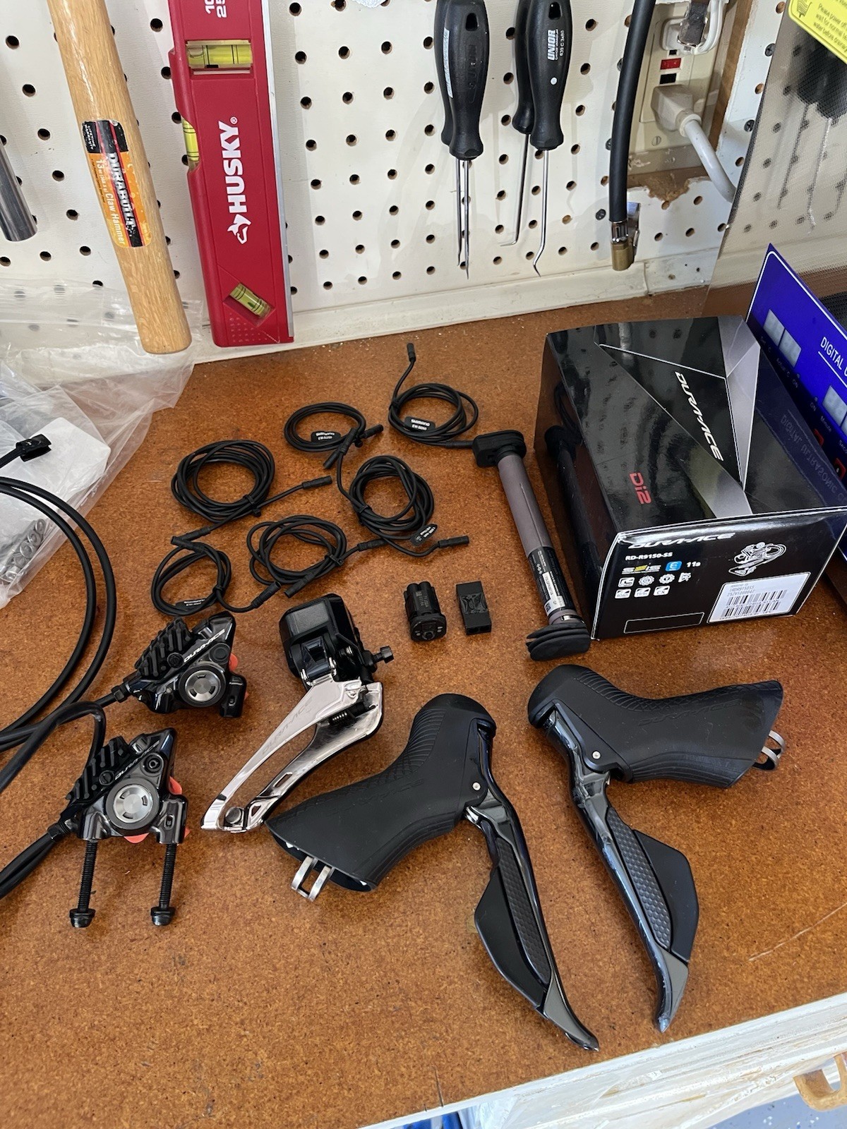 Shimano Dura-Ace R9170 Di2 Hydraulic Disc Groupset 11-speed New RD +YBN Ti Chain