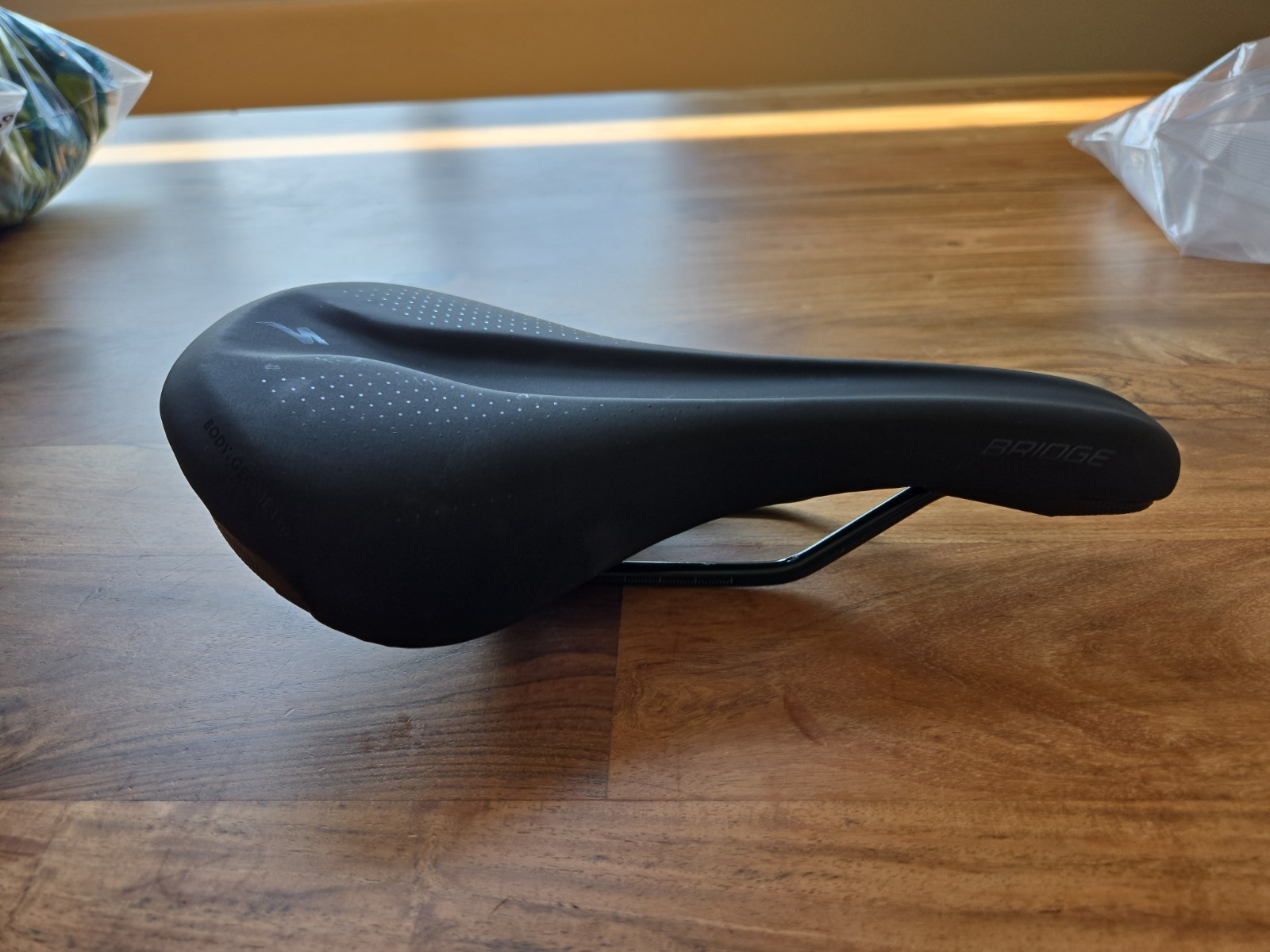 Specialized Bridge Sport Body geometry Cycling Saddle 143mm EXCELLENT
