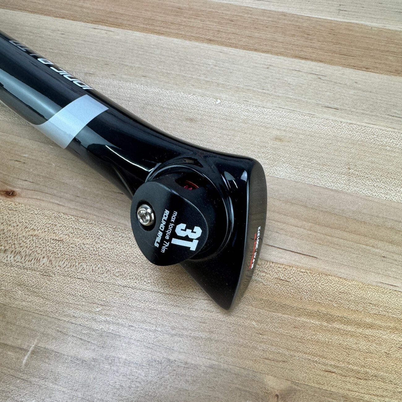 New! 3T Ionic 0 LTD Carbon 31.6mm x 350mm Carbon Zero Setback Seatpost MSRP $270
