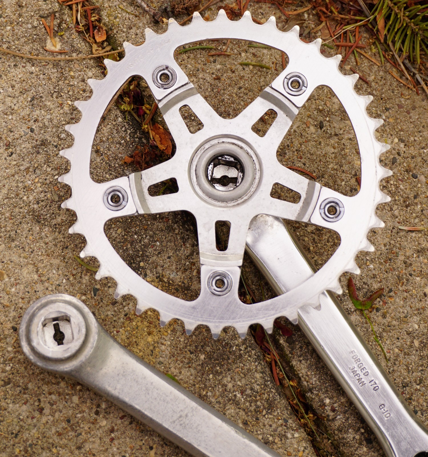 Sugino Super Maxy Crankset 170 Vintage Old School BMX Cranks 39T 1980s Dust Caps