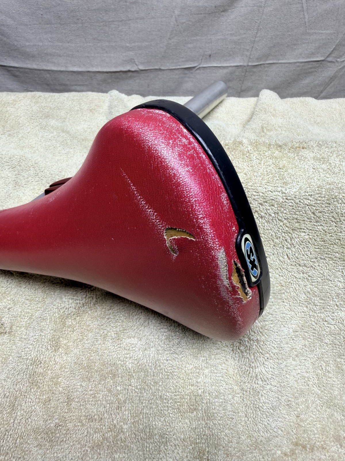 Vintage Mid-School BMX 96 Schwinn XS Seat & Post – Red – Clean 6/10