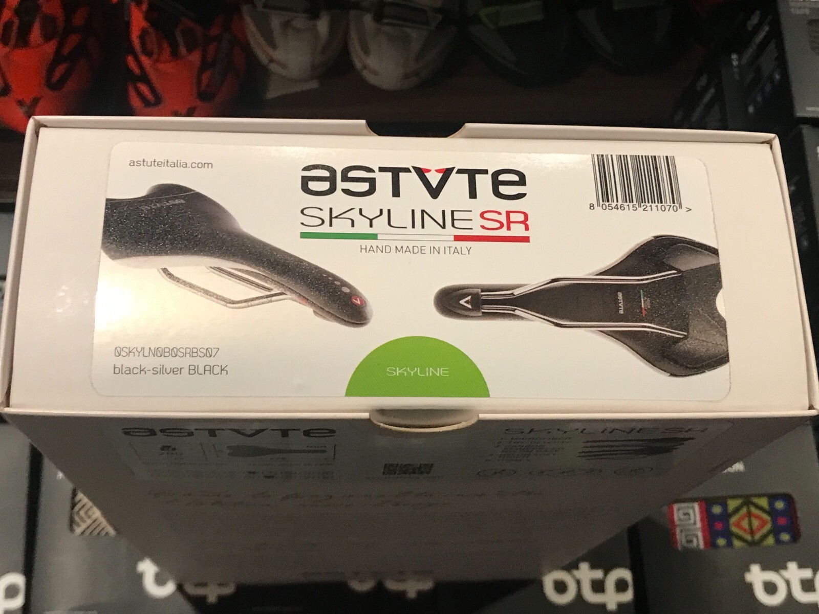 Astute Skyline SR Bike Saddle black-silver-BLACK 135mm Titan-V Rail Road