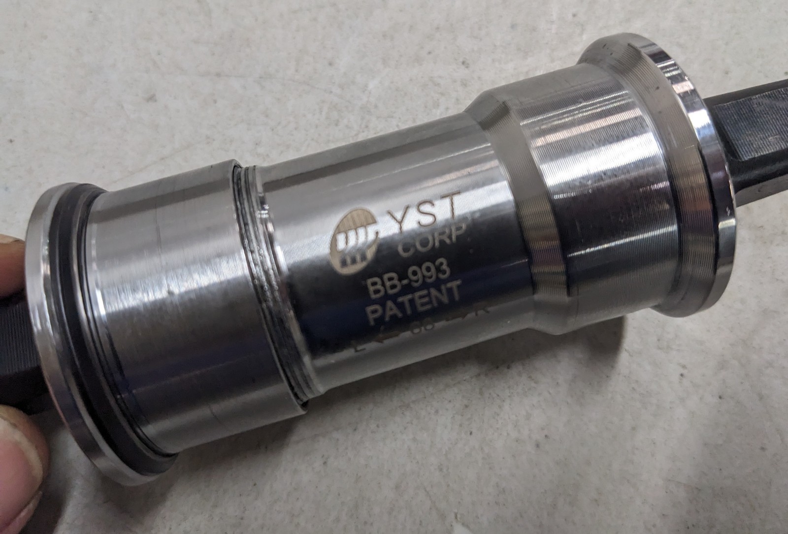 SUNLITE Threadless Repair Bottom Bracket – 68 x 119mm, Square Taper