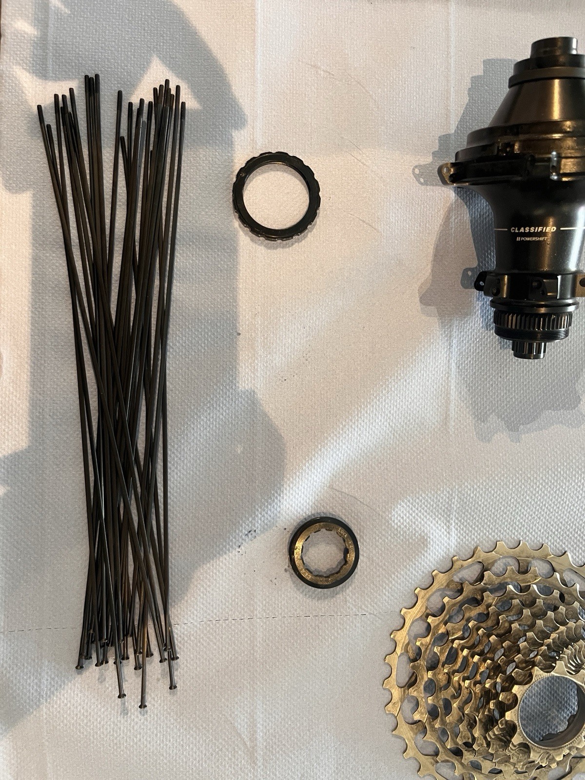 Low Mile! Classified Powershift Hub With 11 Speed Cassette