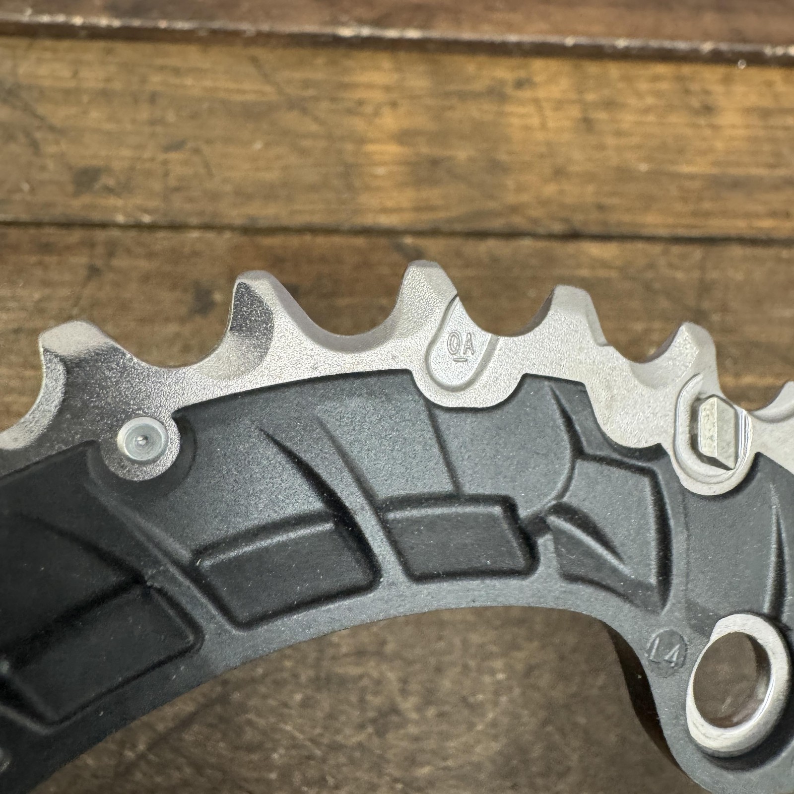 Shimano 36T Chainring DynaSys11 4-Arm Asymmetric Gray MTB 36-26 BC Outer Ring