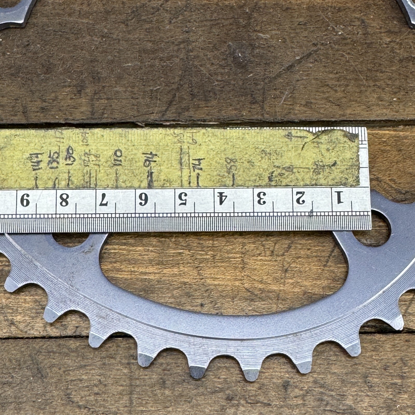 Vintage SR Ovaltech 42 Tooth Chainring Alloy 42t 130 BCD SR 252 Oval Road Gray