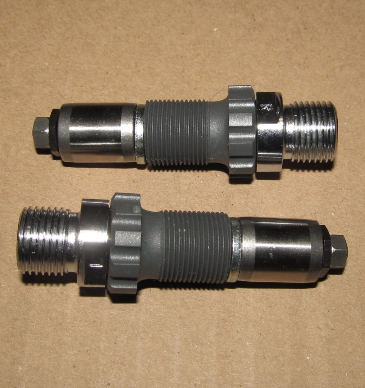Shimano Dura Ace Left & Right Pedal Spindles NOS NEW Old Stock