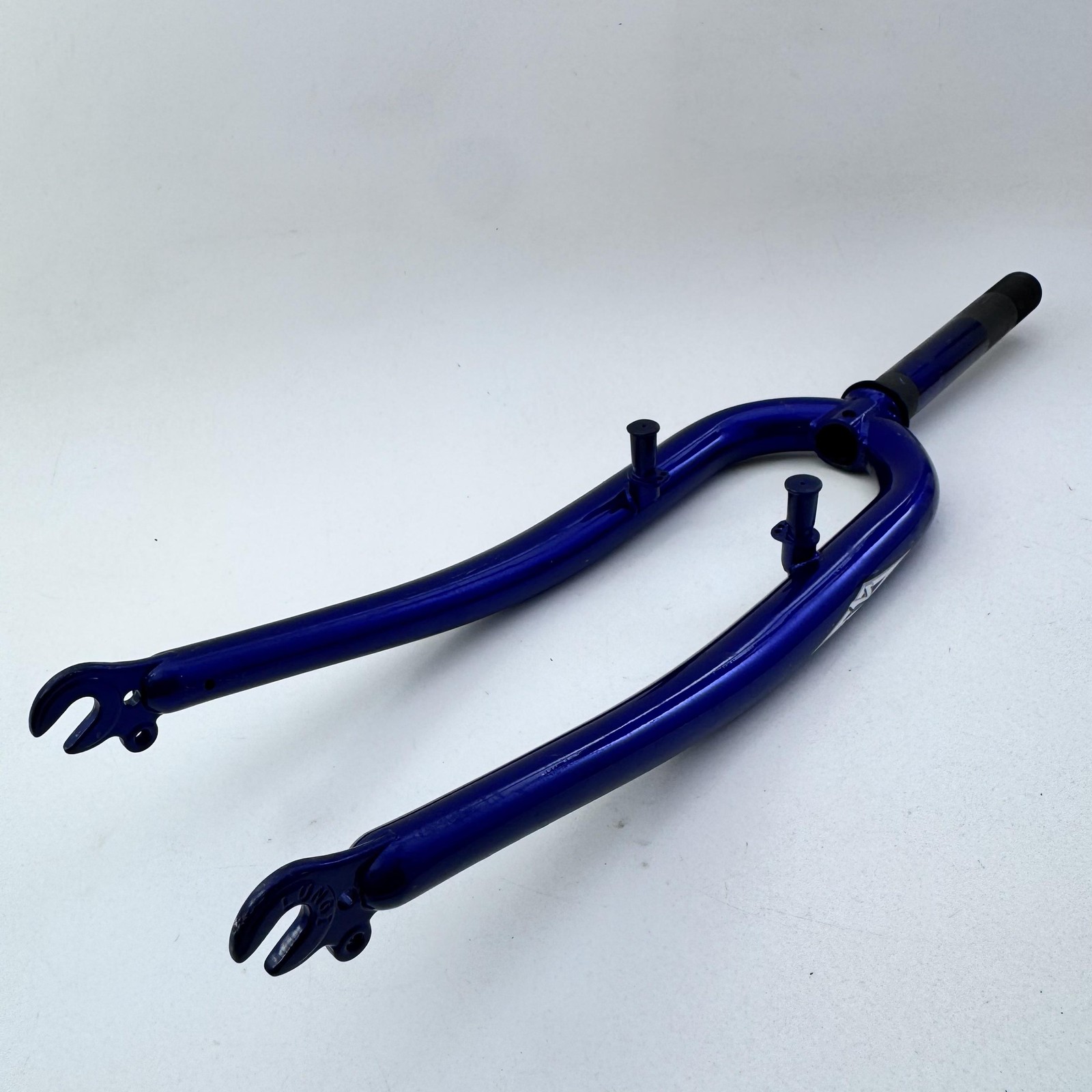 Rigid MTB Fork LUNG 1-1/8in 26in Threaded 7.5in Steerer Blue Purple NOS BB1