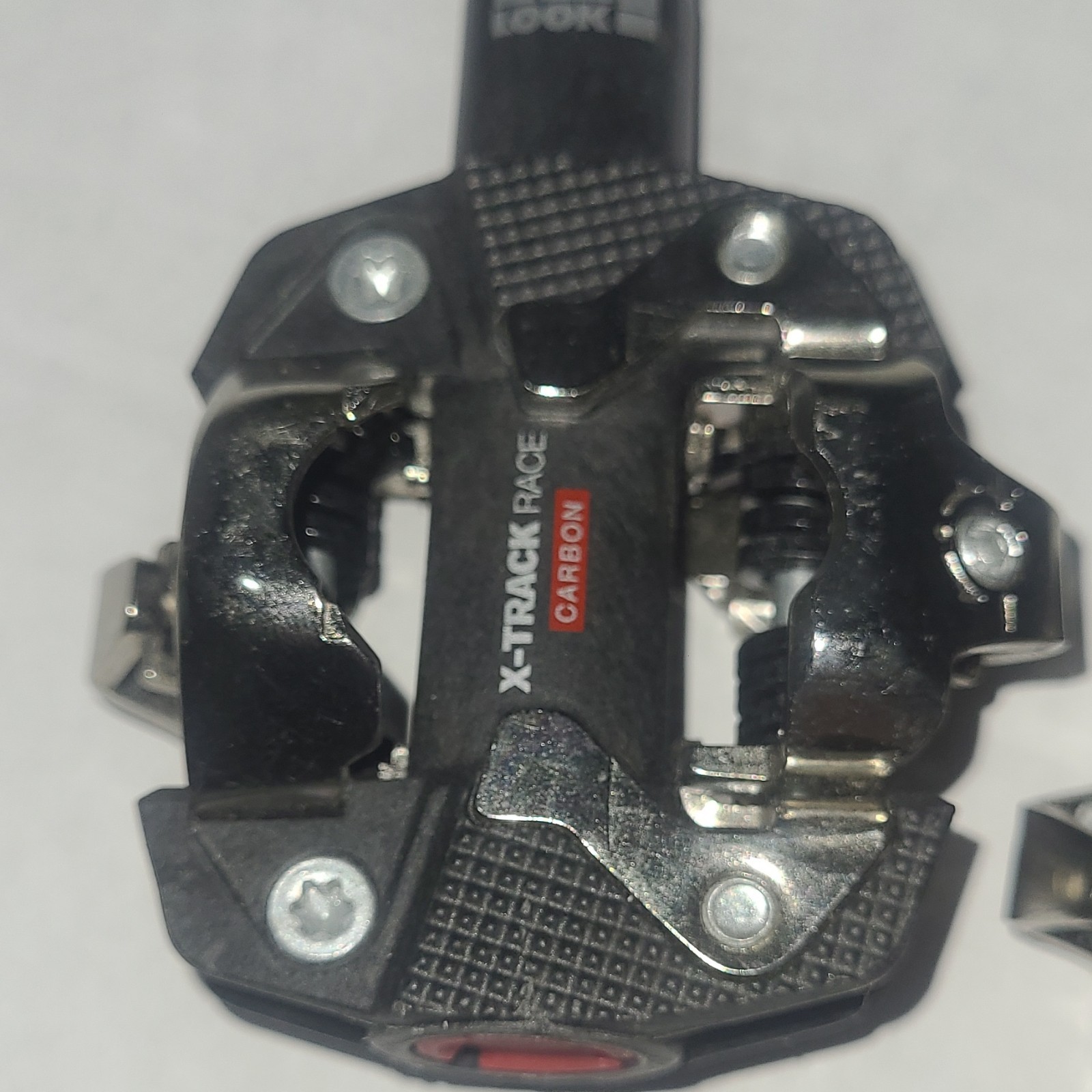 LOOK X-Track Race Carbon Clipless Pedals Pair Black/Silver 9/16″ Axle