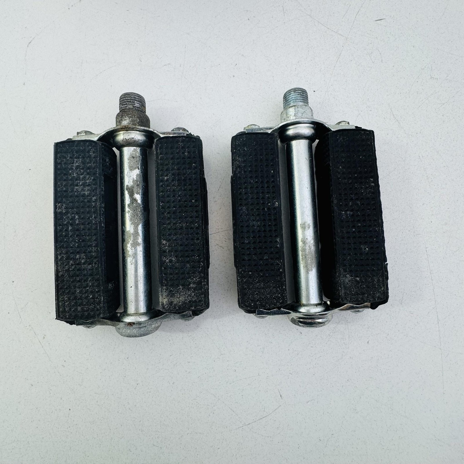 Vintage Union Bicycle Block Pedals 9/16 In Black Reflectors Pair German Bike A41