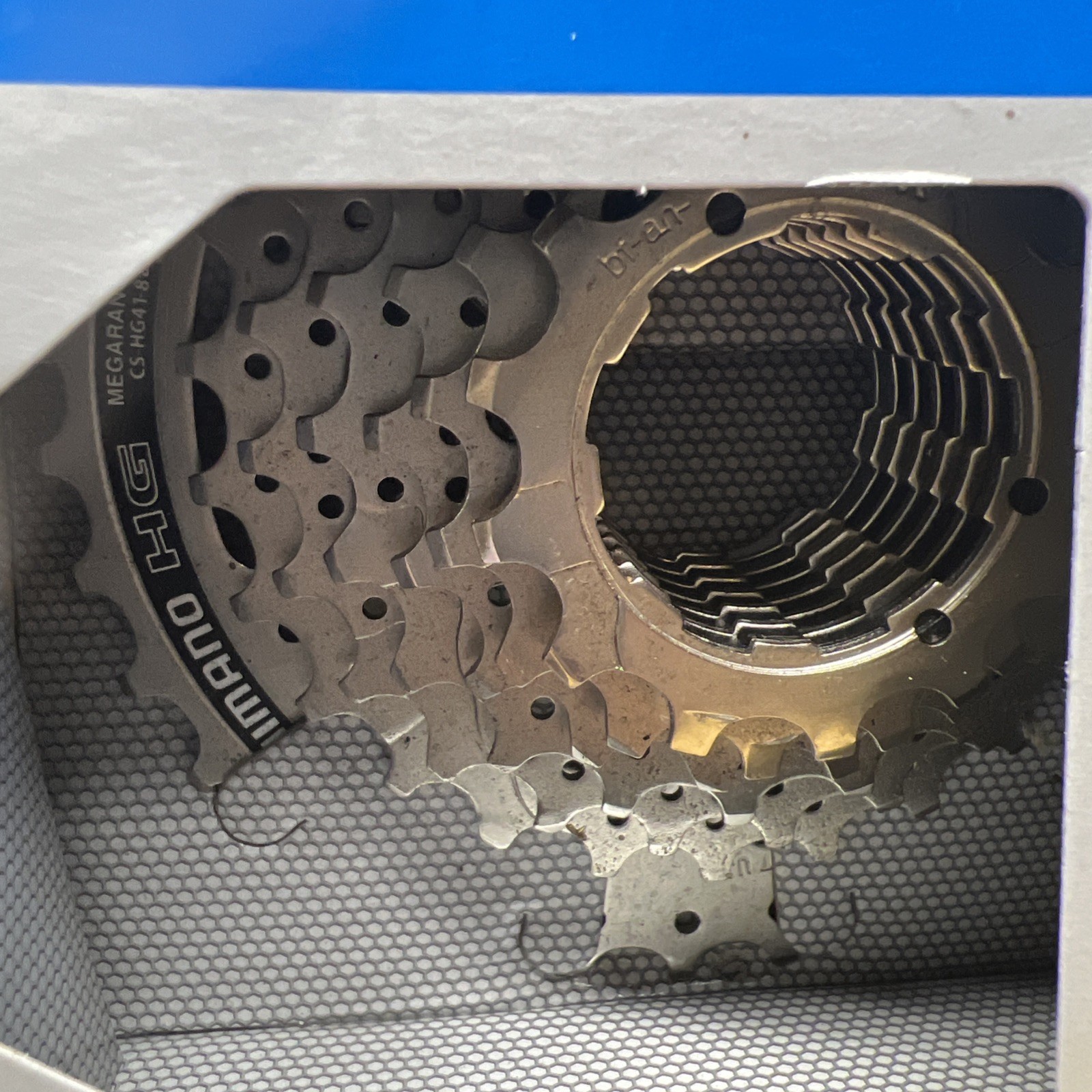 Shimano Cassette CS-HG41-8 Acera 8 Speed 11-34 Tooth HyperGlide Silver -H