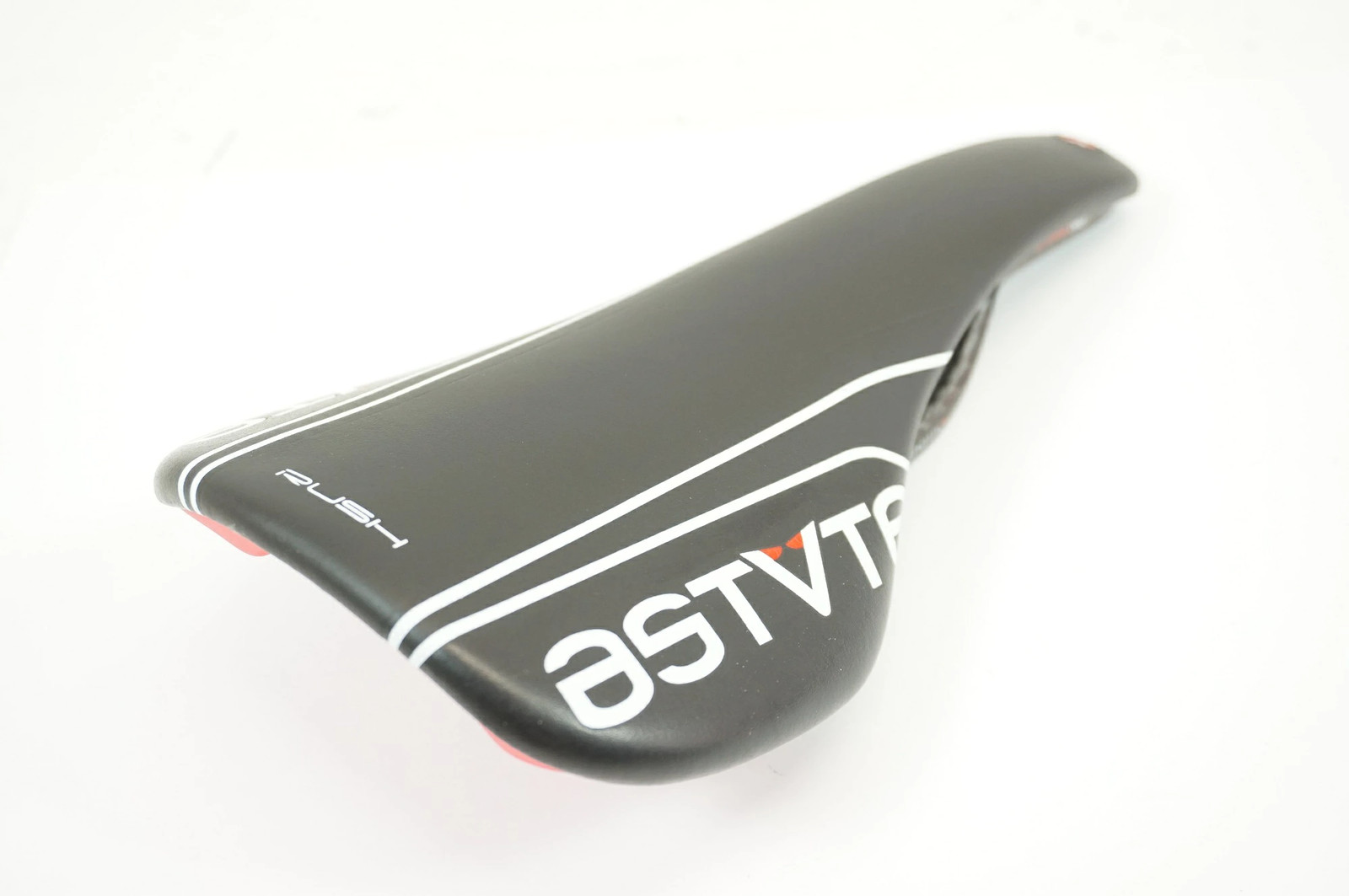 Used Astute Rush Saddle / Baichari Utsunomiya