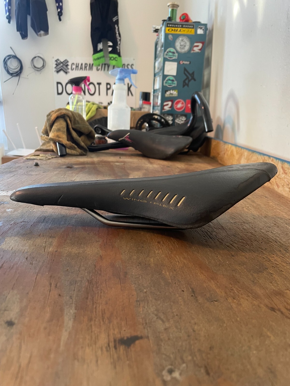 Fizik Arione Cycling Saddle 130mm 7x7mm Titanium Rails Black Road MTB CX