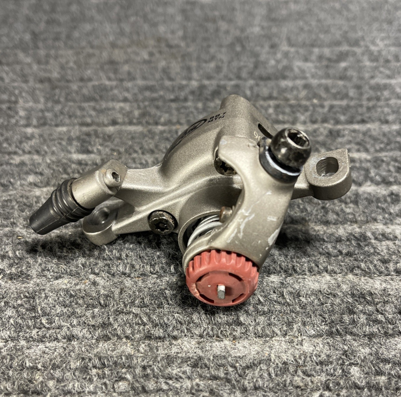 Avid BB7 Ball Bearing 7 MTN Mechanical Disc Brake Caliper IS Mount Silver MTB