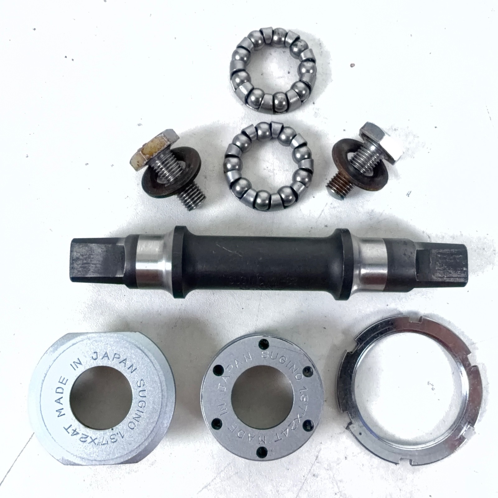 Sugino Vintage MW-68 Strong Offset Square Taper Bottom Bracket English 114x68mm