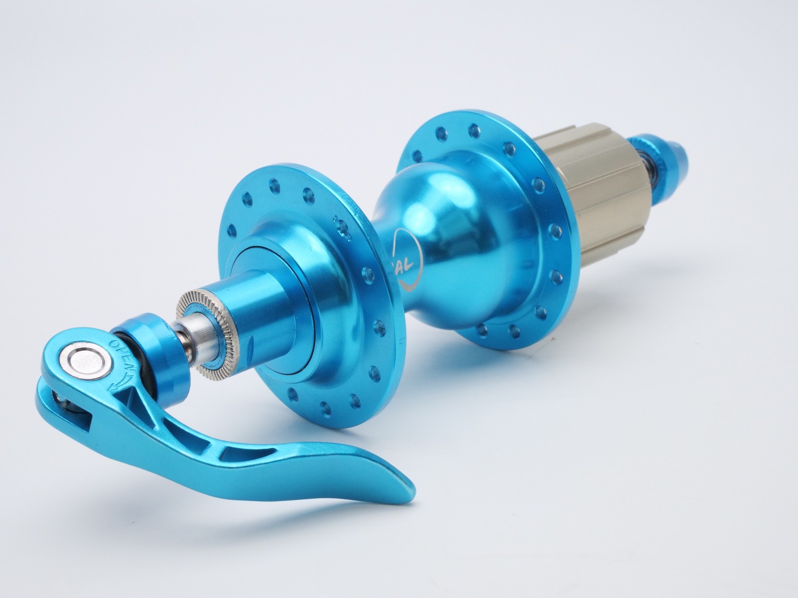Axial Road Hubs Pair 28h 8-11 Speed 100/130mm Sealed Bearing Blue 508g Bike