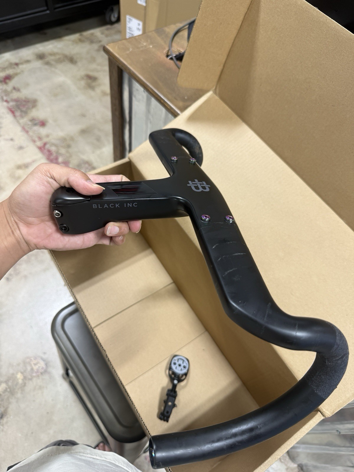 Black Inc Integrated Carbon Handlebars 40cmx120mm