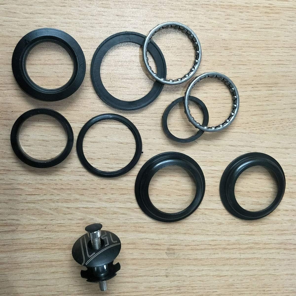 High-Quality 1-1/8′ BMX Headset Bearings – Durable and Lightweight 44mm Cap