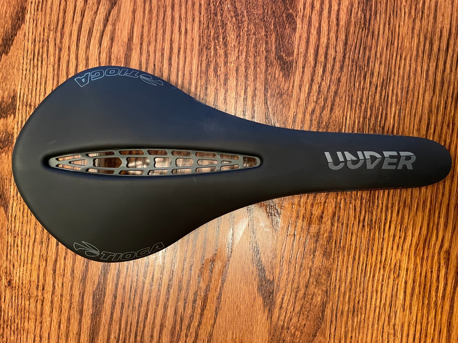 Tioga Undercover Stratum Saddle (140mm)