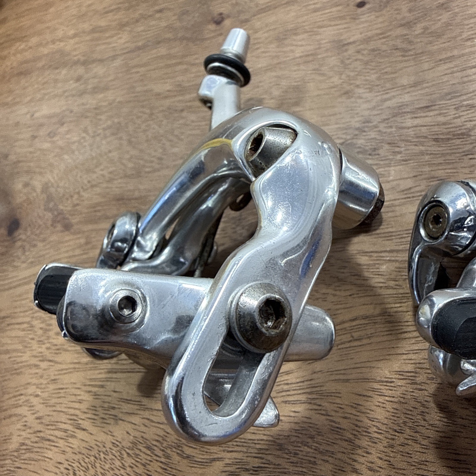 TEKTRO 521A Dual Pivot Road Bike Brake Caliper Set Silver