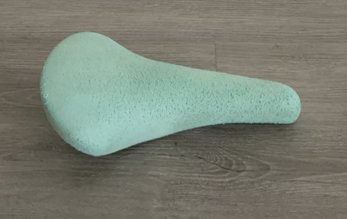 VELO ROAD BIKE SADDLE BIANCHI GREEN 324 GRAMS 150 MM X 275 MM