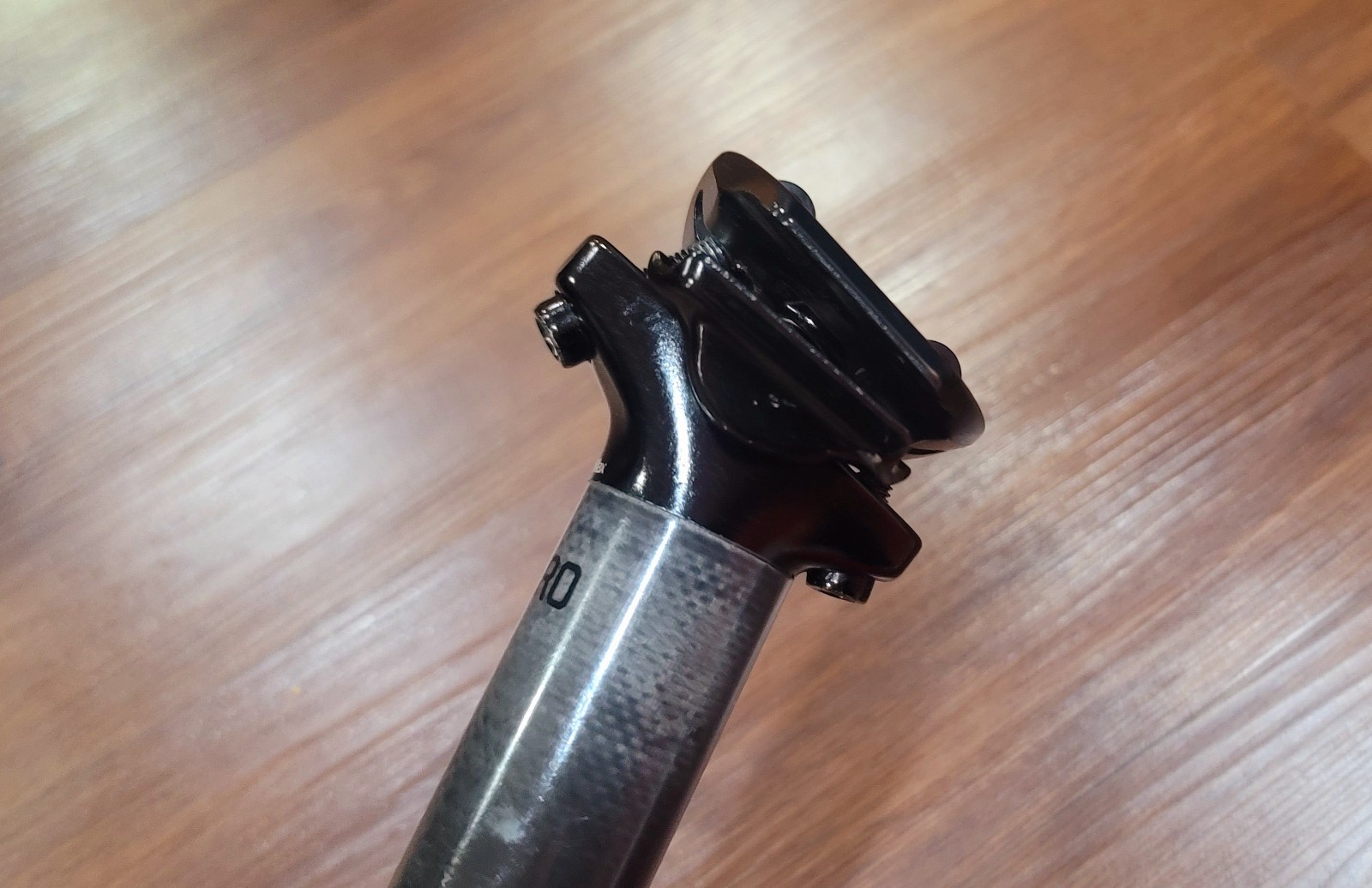 Bontrager PRO Carbon Seatpost 31.6mm X 400mm Black Alloy Head Plain 275g