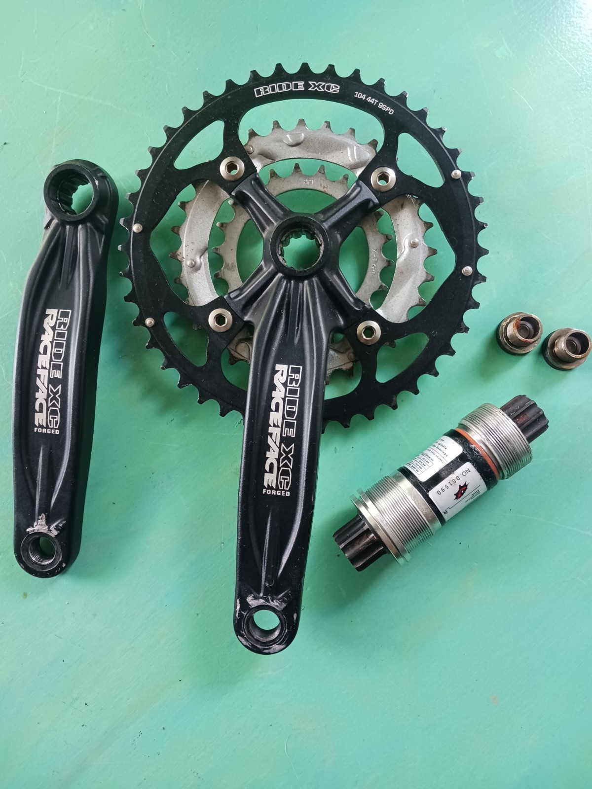 Race Face Ride XC MTB Crankset Triple 175m Bottom Bracket Eng 113mm ISISm