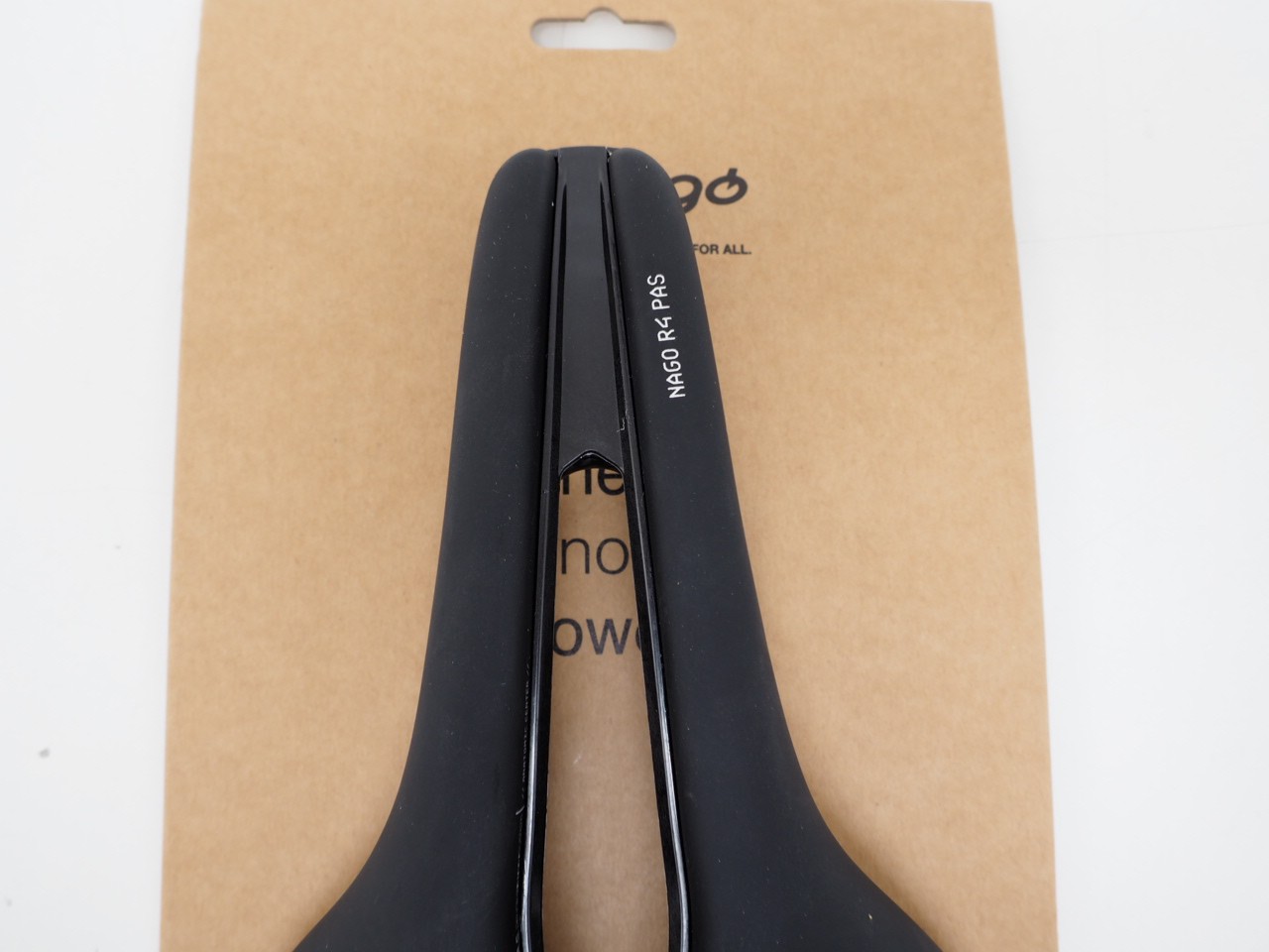 New! Prologo Nago R4 PAS Bicycle Saddle Nack 7×9 Carbon Rails 147 x 245mm Black