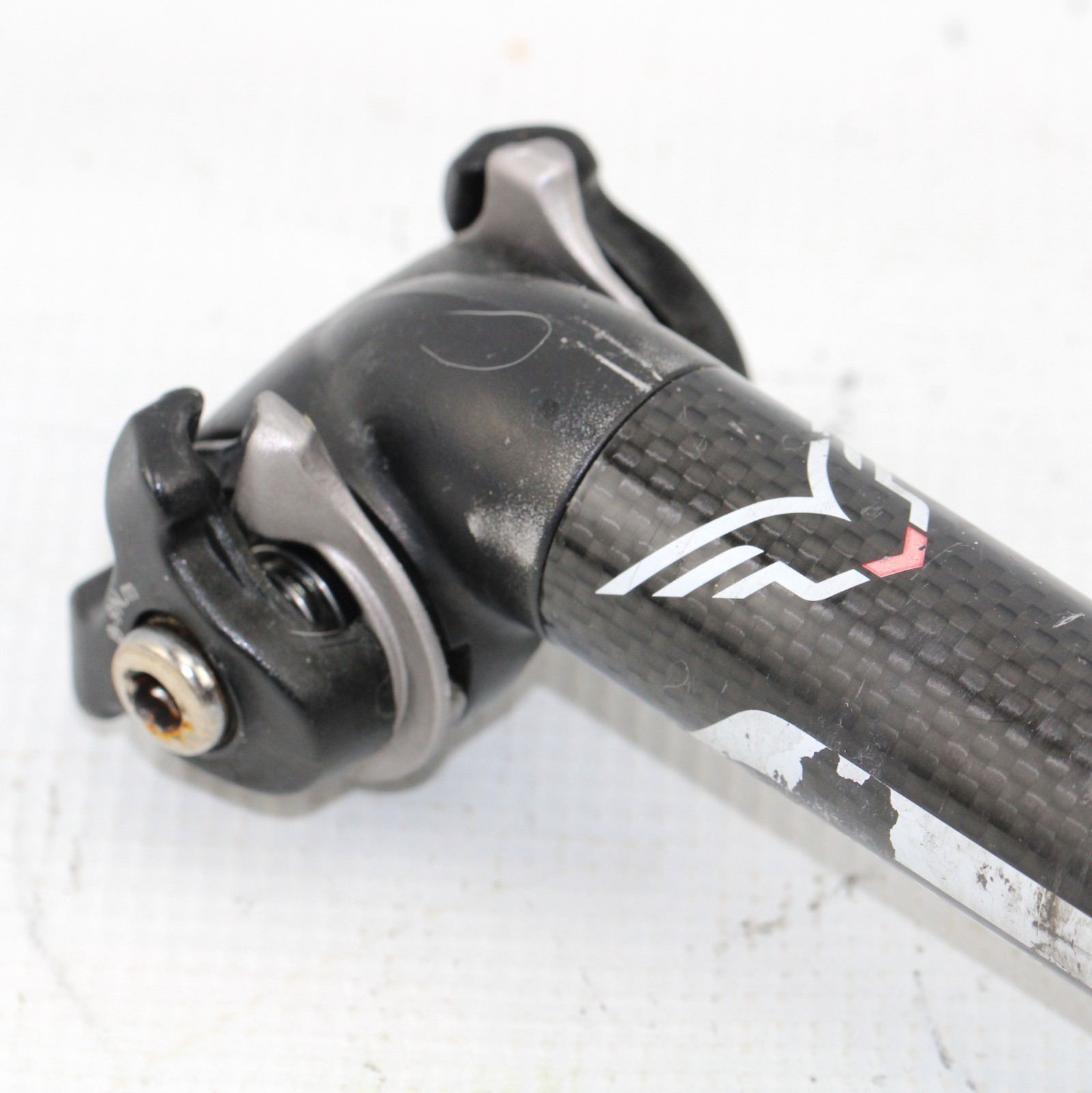 FELT CARBON SEATPOST 27.2mm 230g 300mm Length Black UHC Performance