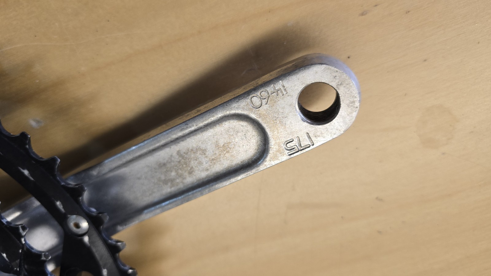 Race Face Forged Crankset – Vintage 90’s Retro MTB Triple,Isis, 175mm,BEST PRICE
