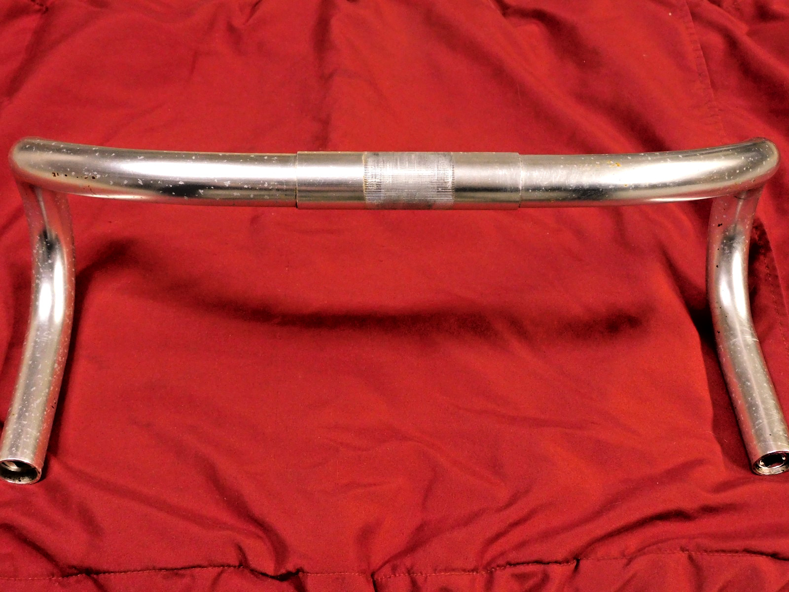 Vintage 1980’s Cinelli Criterium 65 x 40 cm x 26.4 mm Satin Silver Handlebar