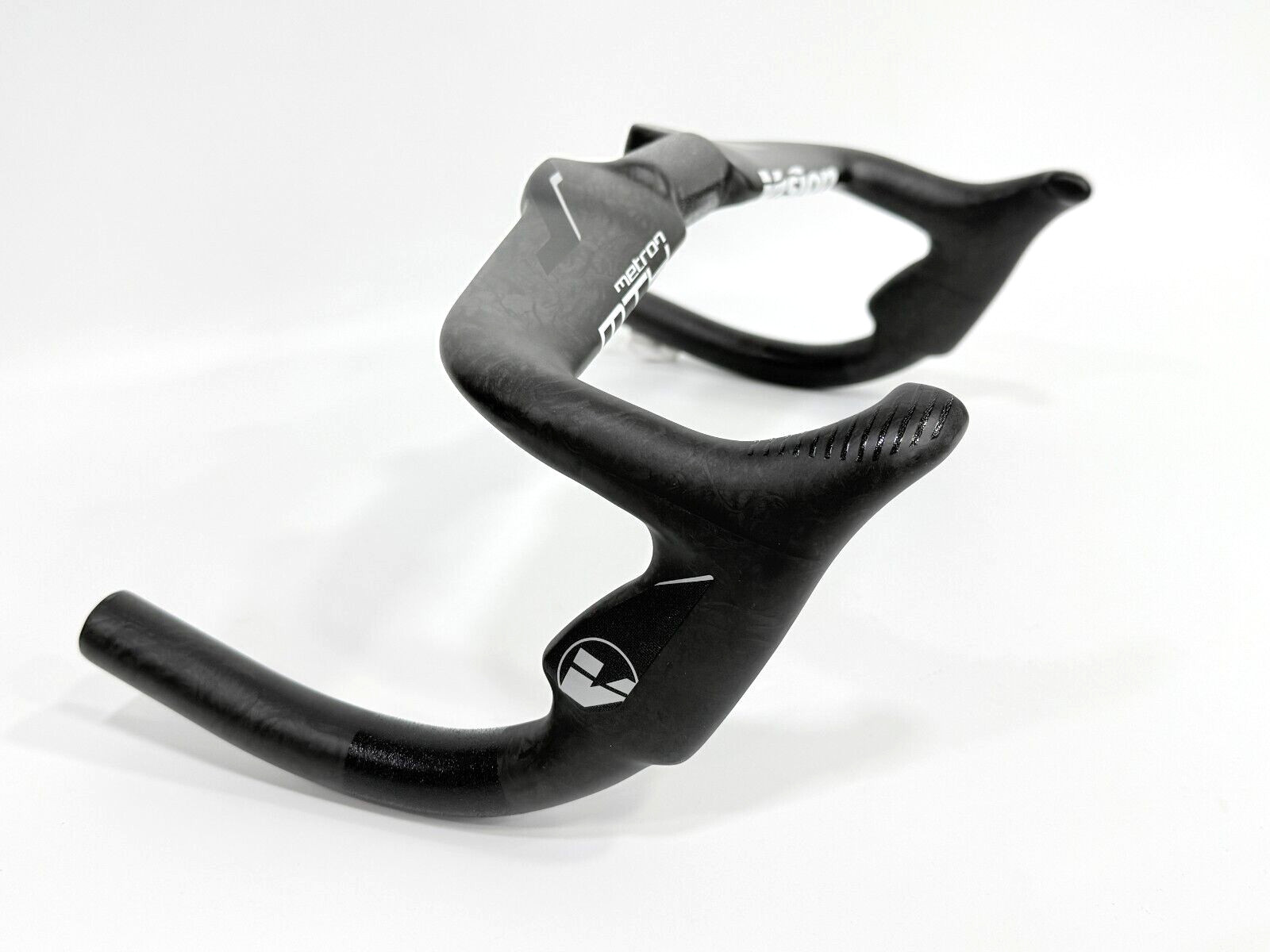 Vision Metron Track 31.8x365mm Carbon Drop Bar Handlebar (White Logo)