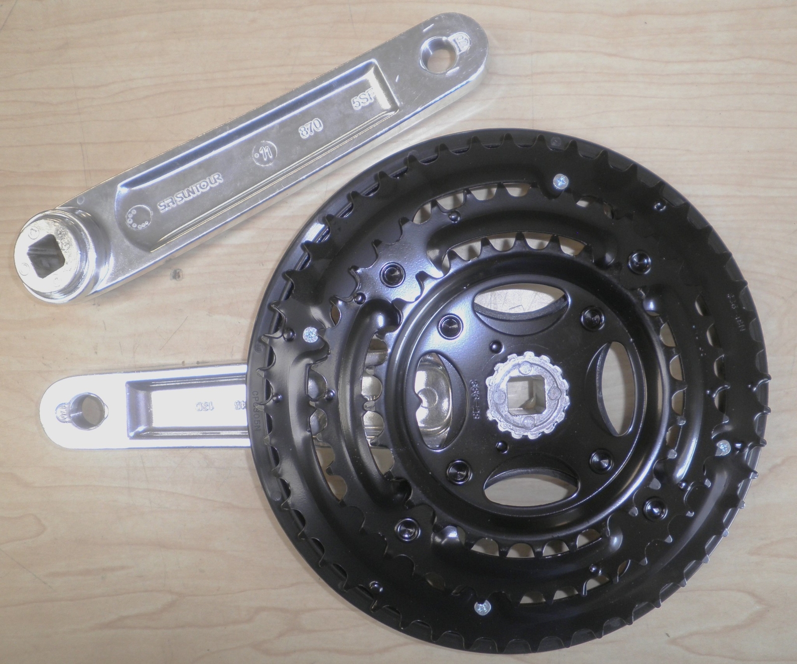 SR SUNTOUR BLACK/SILVER 3-SPEED 48-38-28t 170mm BICYCLE CRANK BIKE PARTS 483