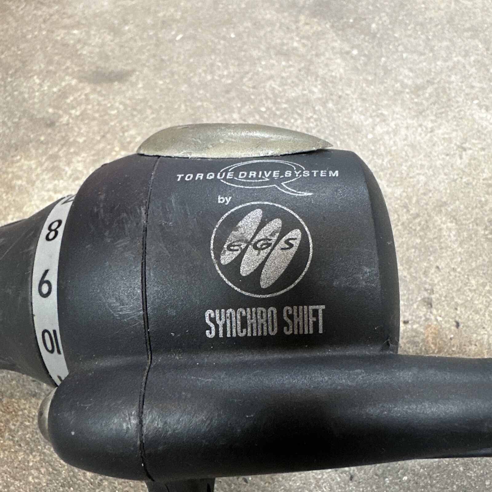One Hand Shift Two Derailleur Torque Drive System Syncro 11spd Dual Grip Shifter