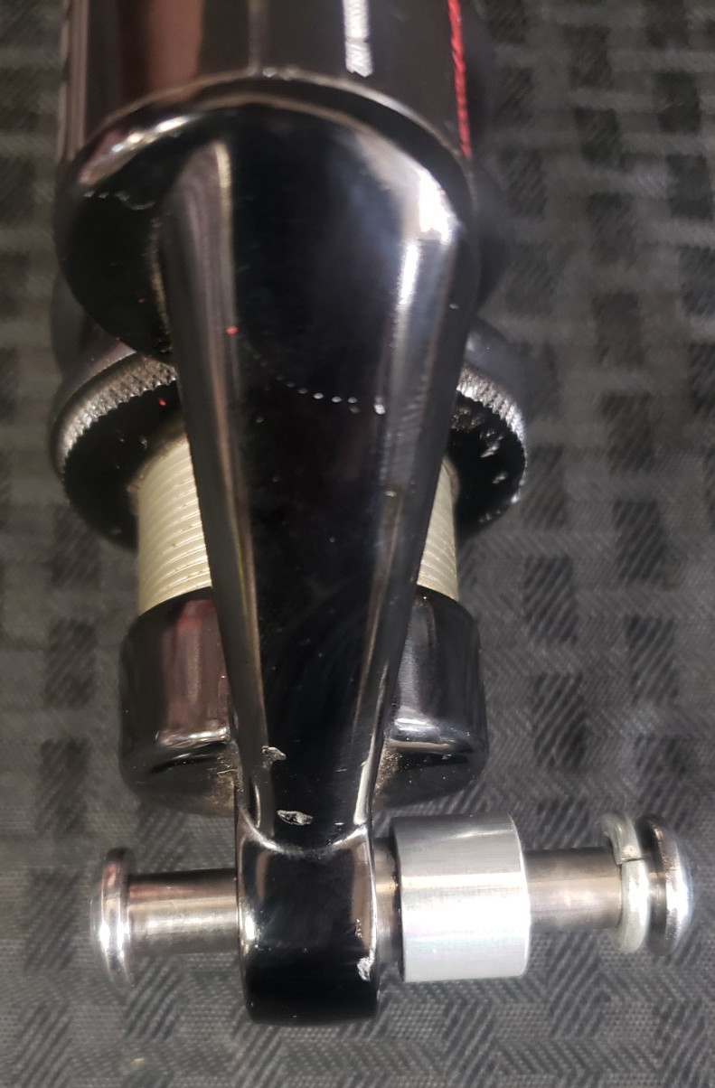 450283 – Manitou Swinger 4Way SPV Shock Absorber