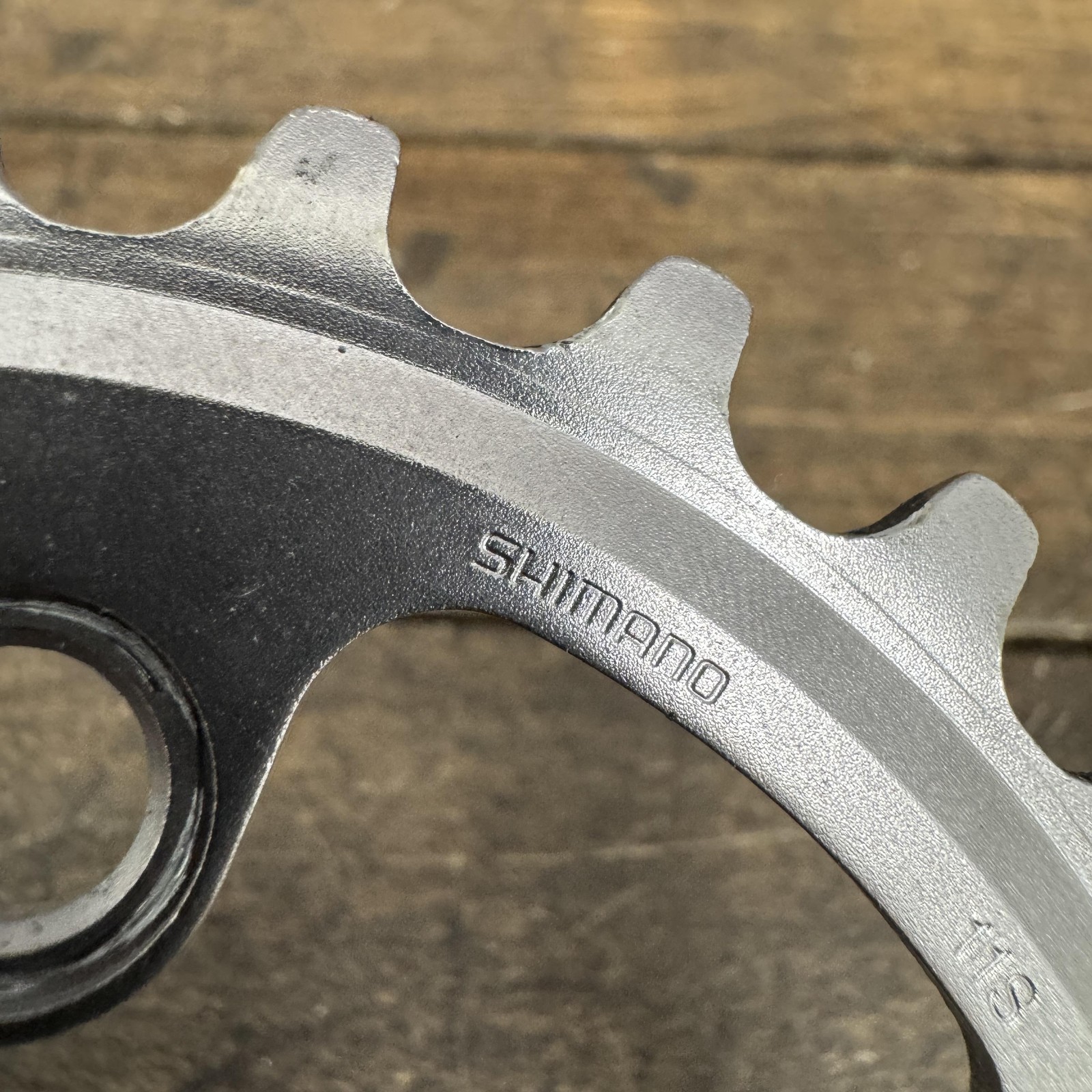 Shimano 26T Chainring 64 BCD 4-Arm Asymmetric Silver 11 Speed MTB Bike Inner 26